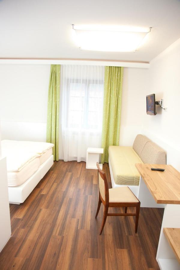 Gasthof Pack "Zur Lebing Au" ハルトベルク 部屋 写真